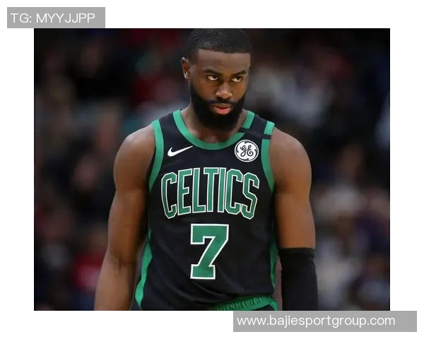 今天绿军主场迎战76人杰伦布朗伤愈复出助力球队争胜 今天绿军主场迎战76人杰伦布朗伤愈复出助力球队争胜